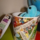 Recycled crafts: comics storage pot