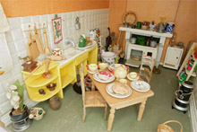 mrs-hibberds-dolls-house-kitchen