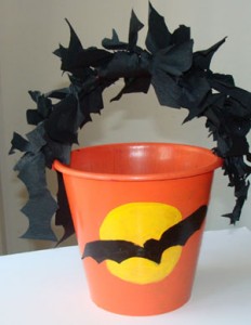 halloween-bat-bucket